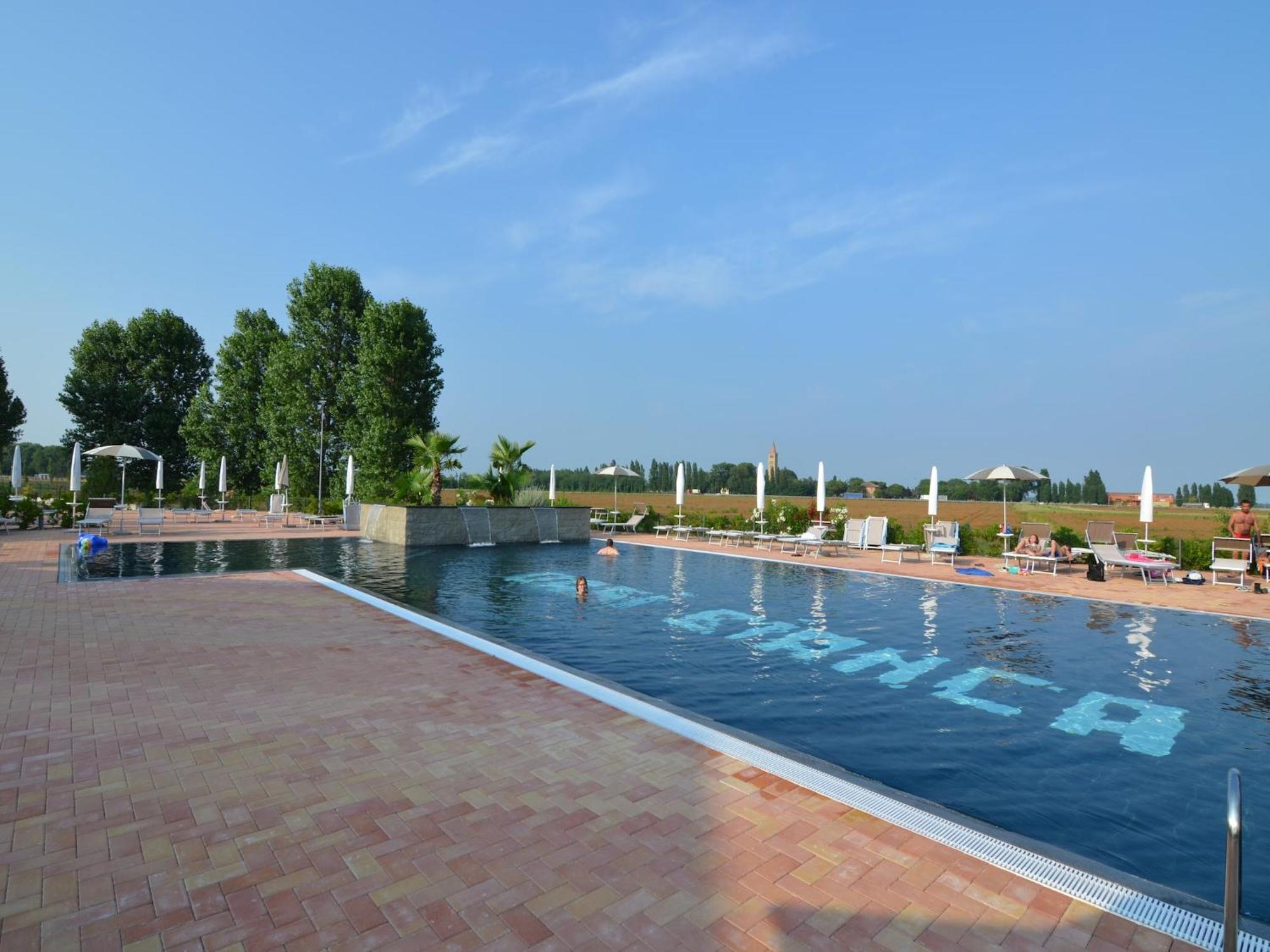 Characteristic Apartment In Codigoro With Pool Exterior foto